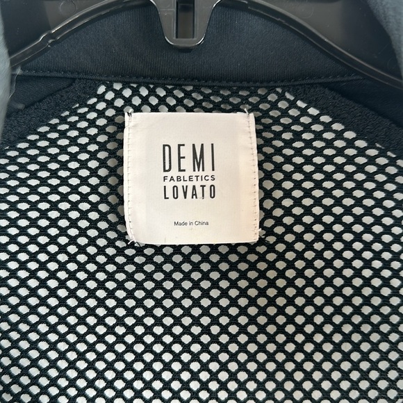 Fabletics Demi Lovato Mesh Hooded Jacket, XS/S - Picture 9 of 9